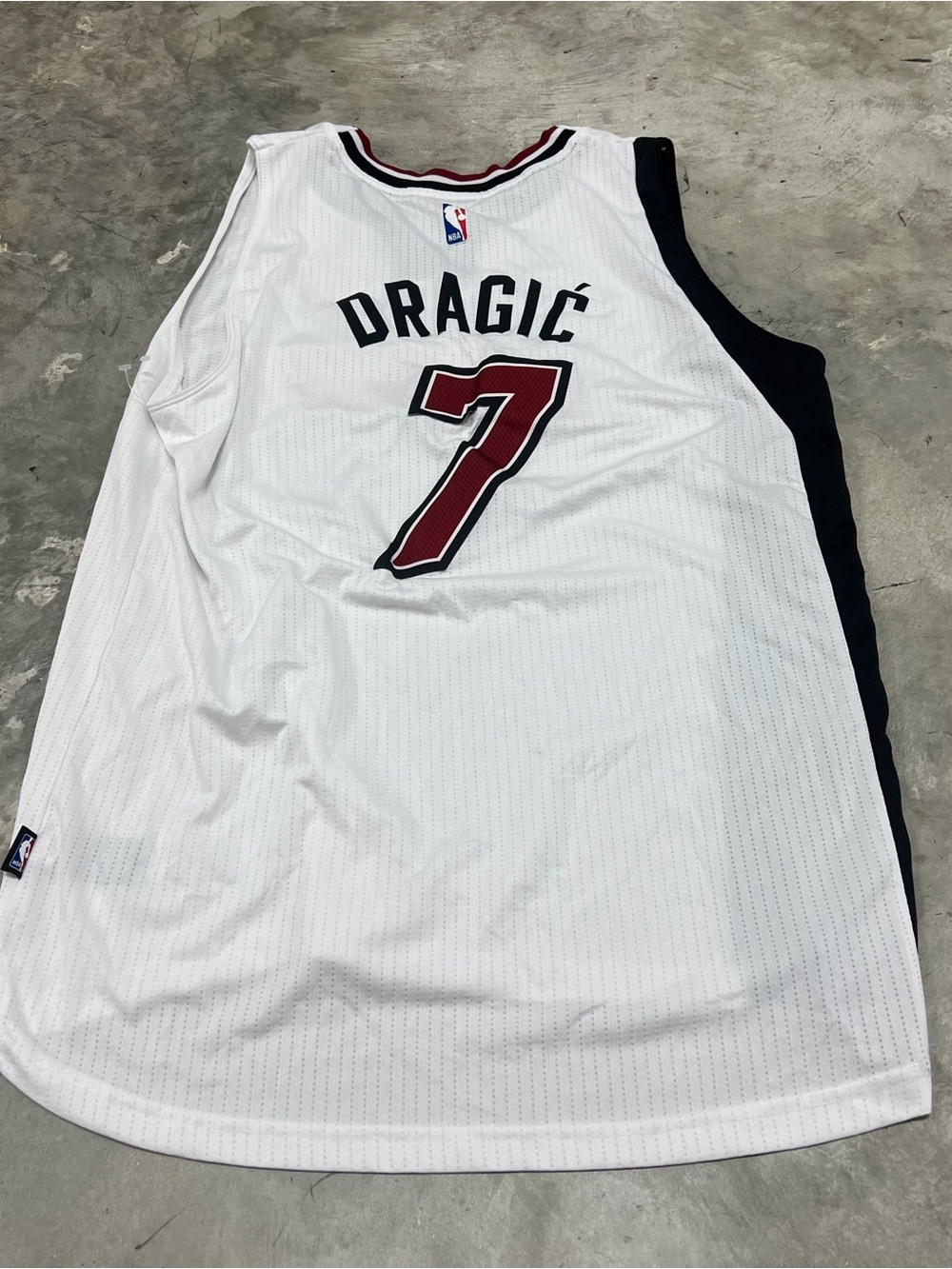 Miami Heat Basketball Jersey Men’s XL Adidas Dragic NBA White READ - Picture 7 of 8